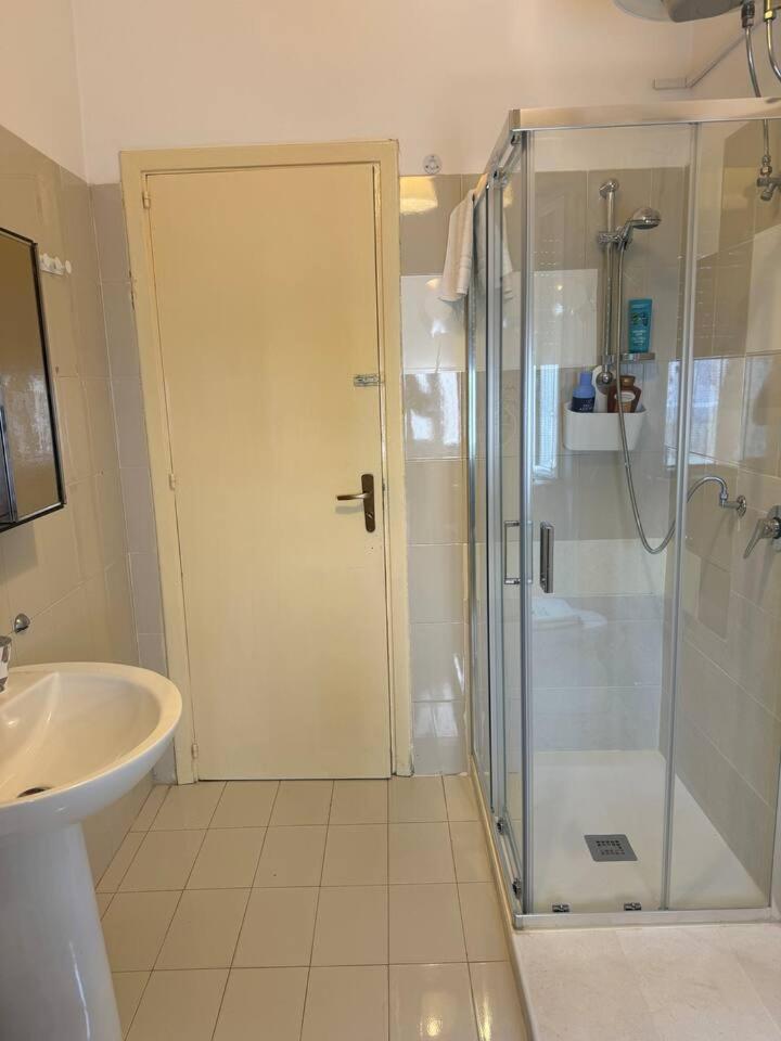 Mendihome - Appartamento Vicino Mare Nocera Terinese Bagian luar foto